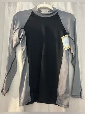 Sun Protection Zone UPF 50+ Rash
Guard Swim Shirt Black Gray L
